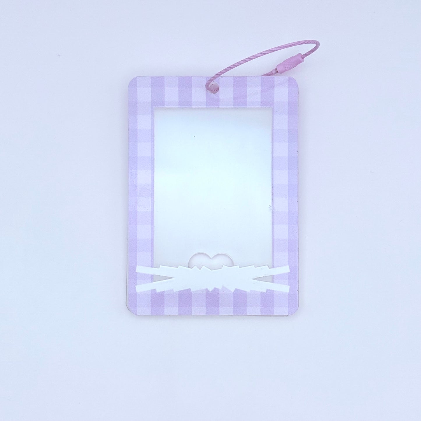LE SSERAFIM Themed Acrylic Photocard Holder