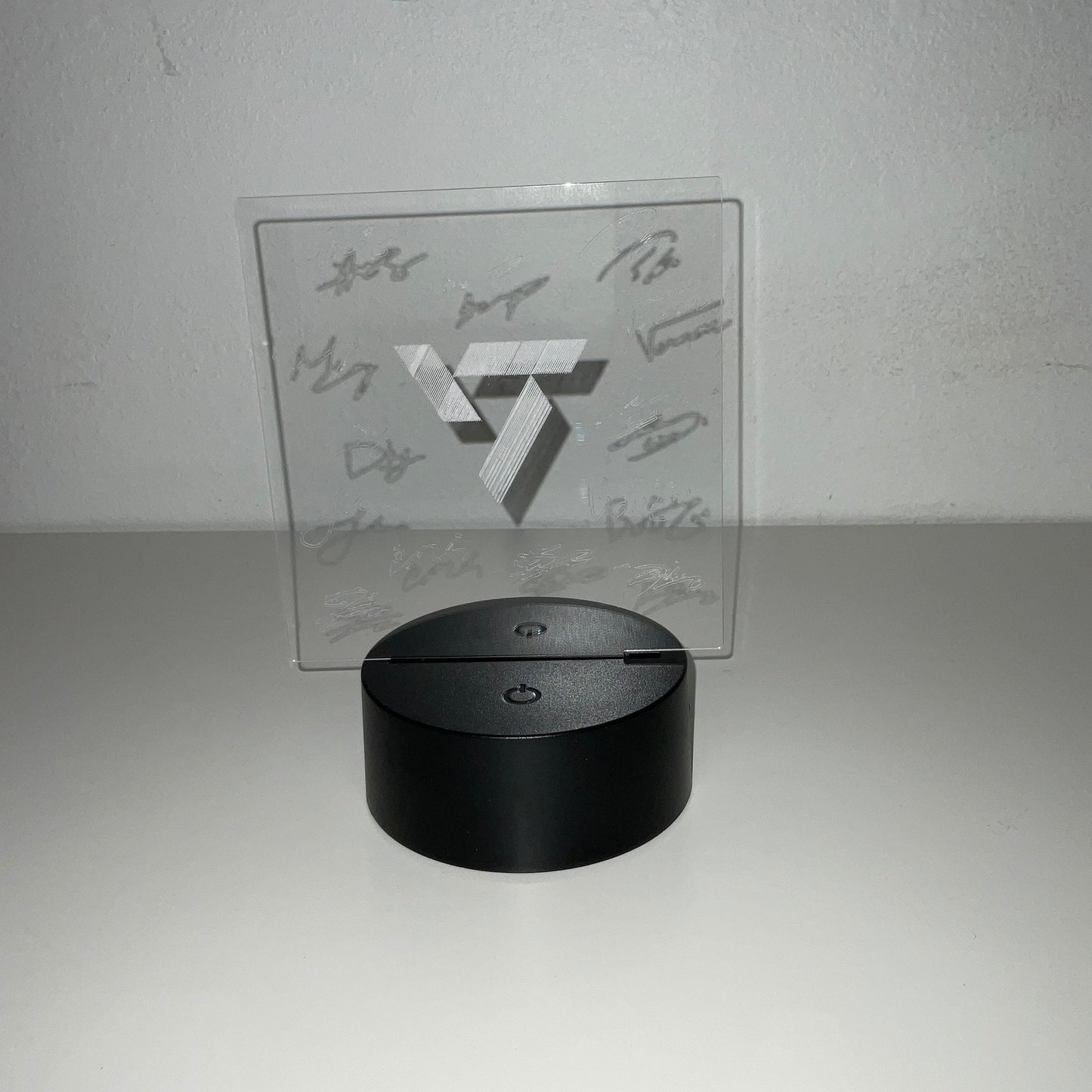 Seventeen Logo LED Night Light