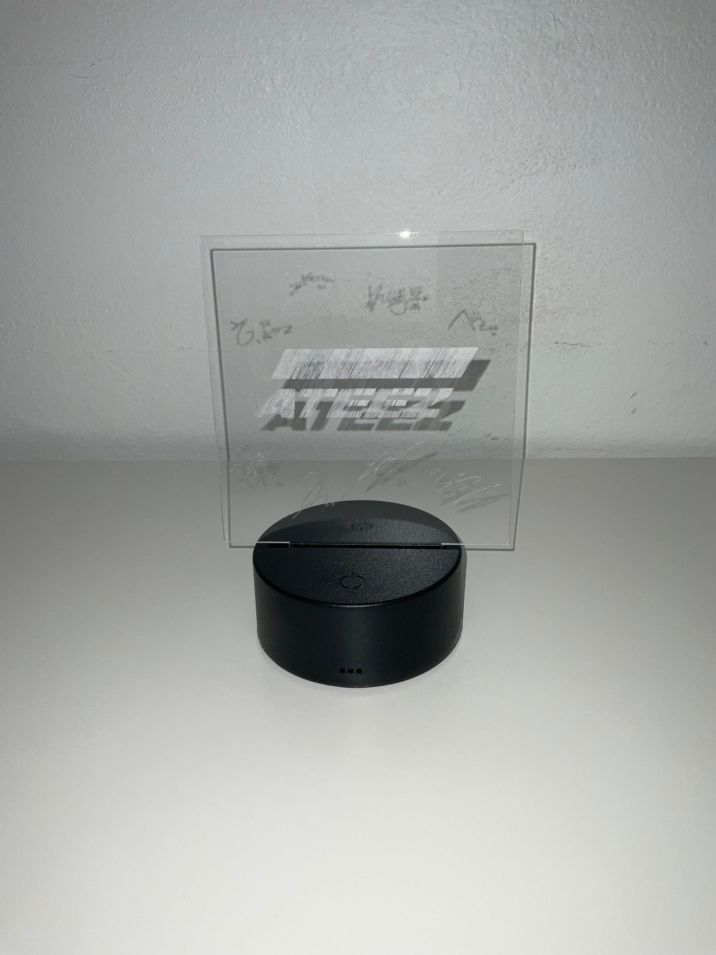 ATEEZ Logo LED Night Light