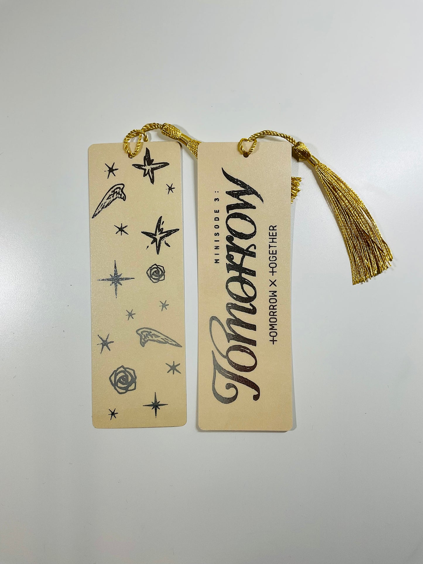 Tomorrow x Together minisode 3: Tomorrow Double Sided Foiled Bookmark