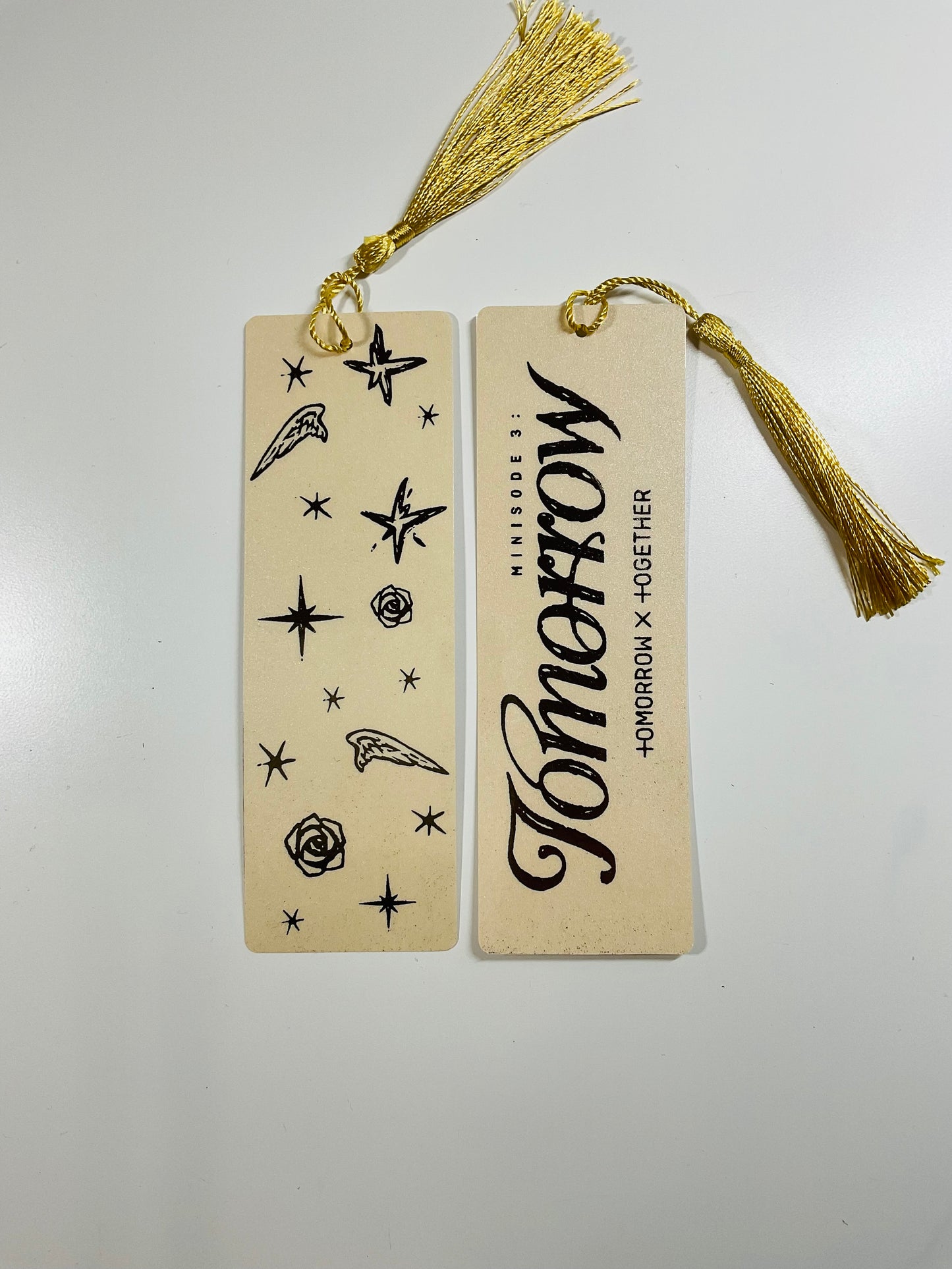 Tomorrow x Together minisode 3: Tomorrow Double Sided Foiled Bookmark