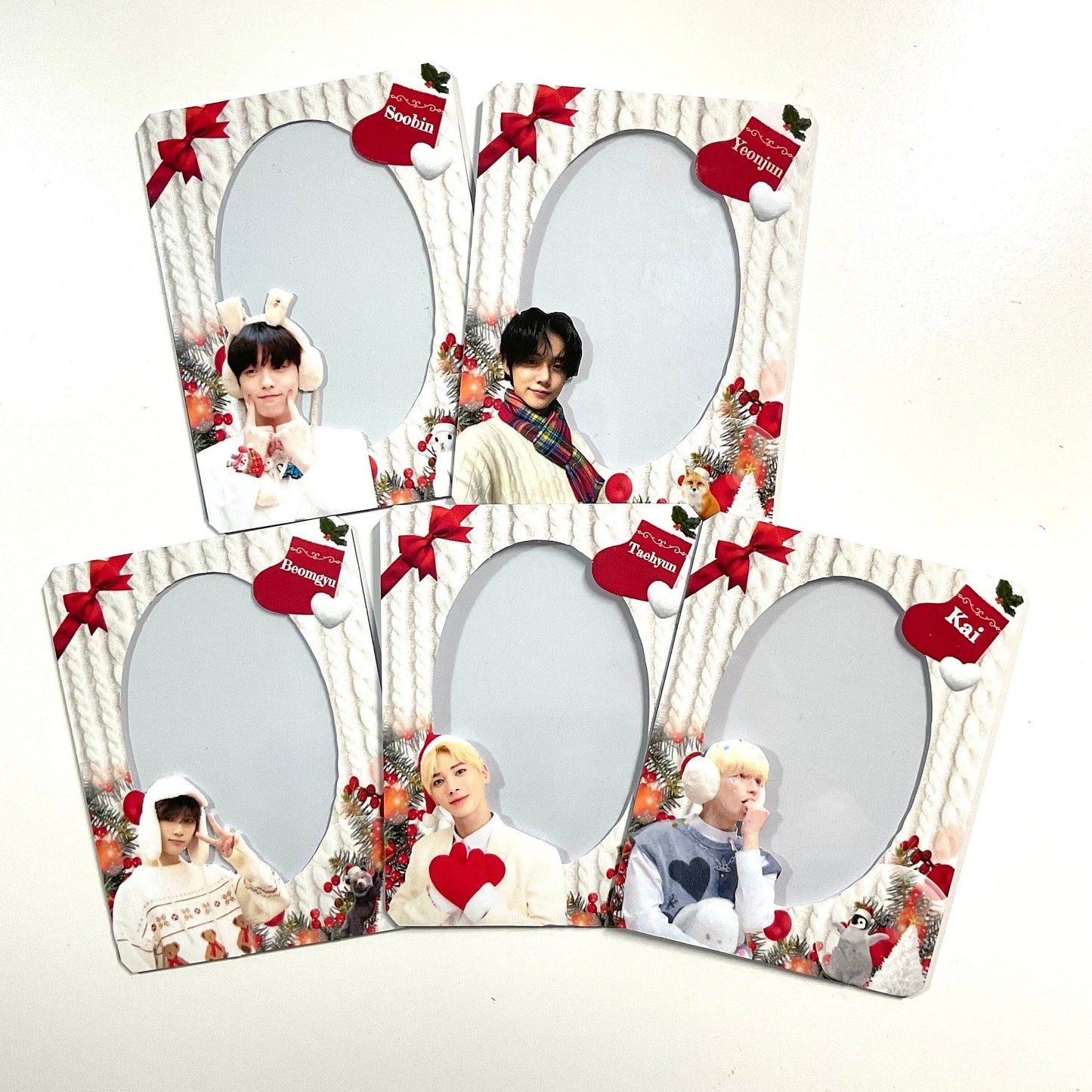 Tomorrow x Together Christmas Themed Decorated Toploader